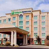 Holiday Inn Express Hotel & Suites Jackson NE by IHG