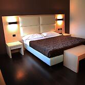 Hotel Sogni D'Oro Airport