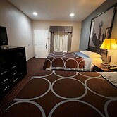 Super 8 by Wyndham Center