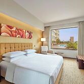 Four Points by Sheraton Hotel & Serviced Apartments, Pune