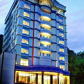 Aston Jayapura Hotel & Convention Center