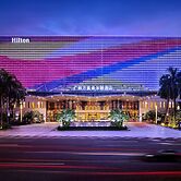 Hilton Guangzhou Baiyun - Free Shuttle for Canton Fair Period, Close t
