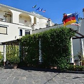 Costa Hotel