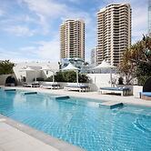 Hilton Surfers Paradise Hotel & Residences
