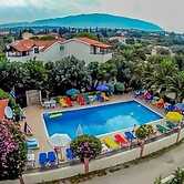 Barbara Studios & Apartments