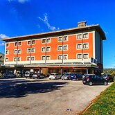 Hotel Holidays