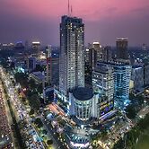 HARRIS Suites FX Sudirman Jakarta