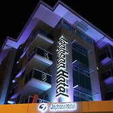 Jephson Hotel & Apartments