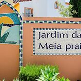 Jardim Da Meia Praia Hotel