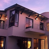 Atlantic Waves Guest House