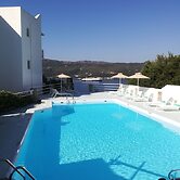 Scorpios Hotel & Suites