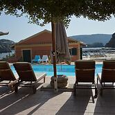 Akis Apartments