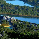 Dalat Edensee Lake Resort & Spa