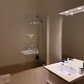 Brit Hotel L'Arrivée Guingamp