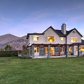 Queenstown Country Lodge