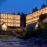 Duffin Cove Oceanfront Lodging