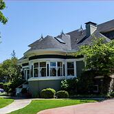 1801 First Luxury Inn