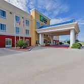 Holiday Inn Express & Suites Alpine Southeast by IHG