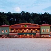 Padok Premium Hotel and Stables