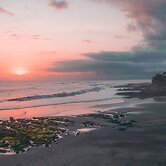 Soka Indah Restaurant & Bungalows