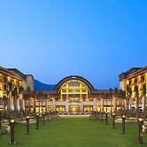 The St. Regis Sanya Yalong Bay Resort