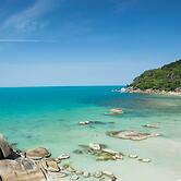 Crystal Bay Beach Resort