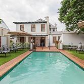 Courtyard Hotel Arcadia