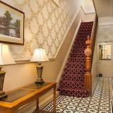 Lincoln House Hotel
