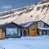 Basecamp Spitsbergen Hotel