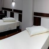 Maestro Executive Hotel