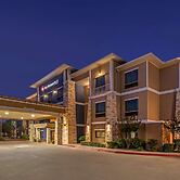 Best Western Plus Lytle Inn & Suites