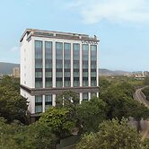 Vivanta Thane LBS Road