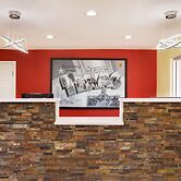Super 8 by Wyndham Corsicana