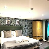 Golden Fleece Inn Tremadog