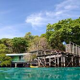 Lusia's Lagoon Chalets