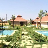 Confident Amoon - The Glamour Spa and Resort