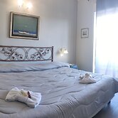 Ares Hotel
