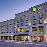 Holiday Inn Express & Suites Kansas City KU Medical Center by IHG