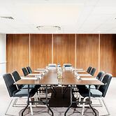 Holiday Inn London - Luton Airport by IHG