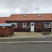Rose Cottage 102m2 Tórshavn with Parking