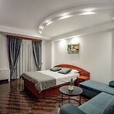 Villa Maki
