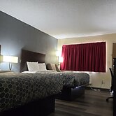 Econo Lodge Inn & Suites