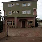 Eagle Valley Royal Hotel