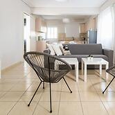 Elise Apartment Airport  by Airstay