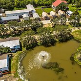 Southern Breeze Lodge