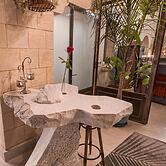 Lulu Boutique Hotel