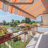 Silver Lake Apartment