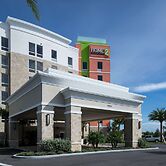 Home2 Suites by Hilton Cape Canaveral Cruise Port, FL