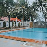 Villa MJ Maristela Beach Resort