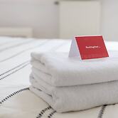 Rondo ONZ Sunny Apartment